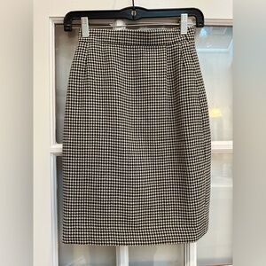 Escada by Margaretha Ley Black & Cream Virgin Wool Houndstooth Skirt Size XS US